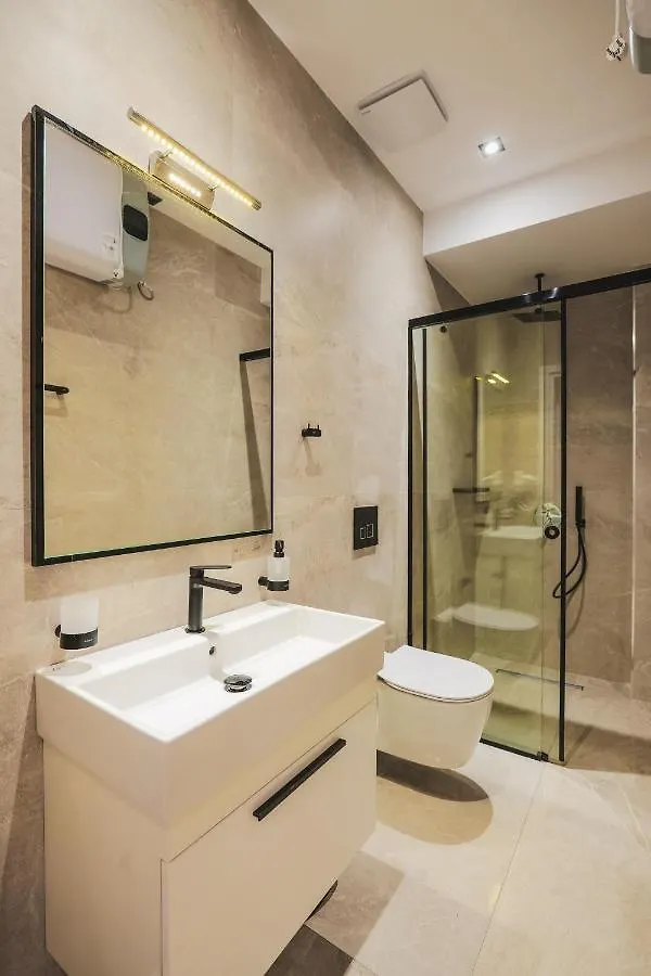Jad Rooms Saranda Apartament