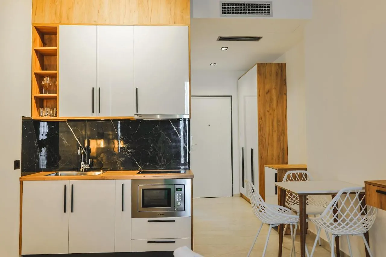 Jad Rooms Sarandë