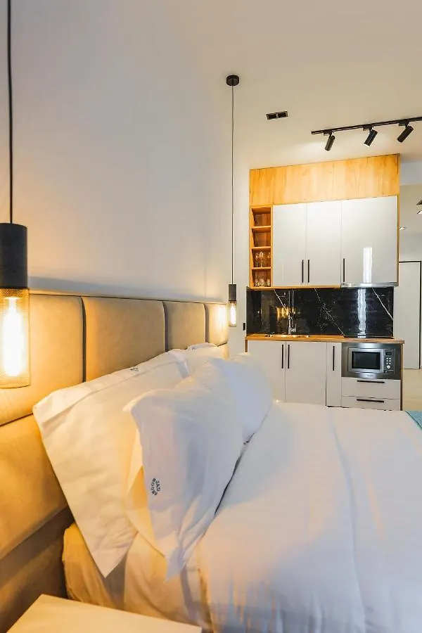Jad Rooms Sarandë 0*,