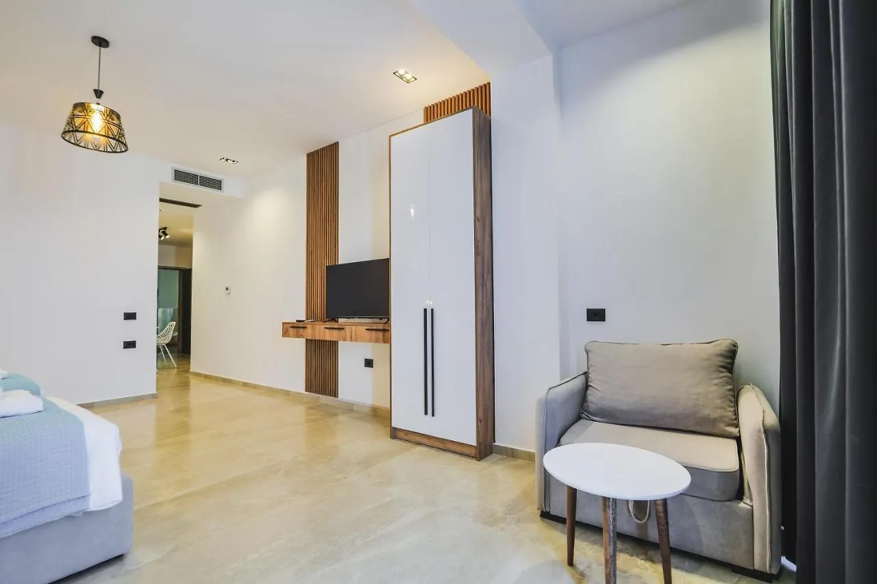 Jad Rooms Sarandë 0*,