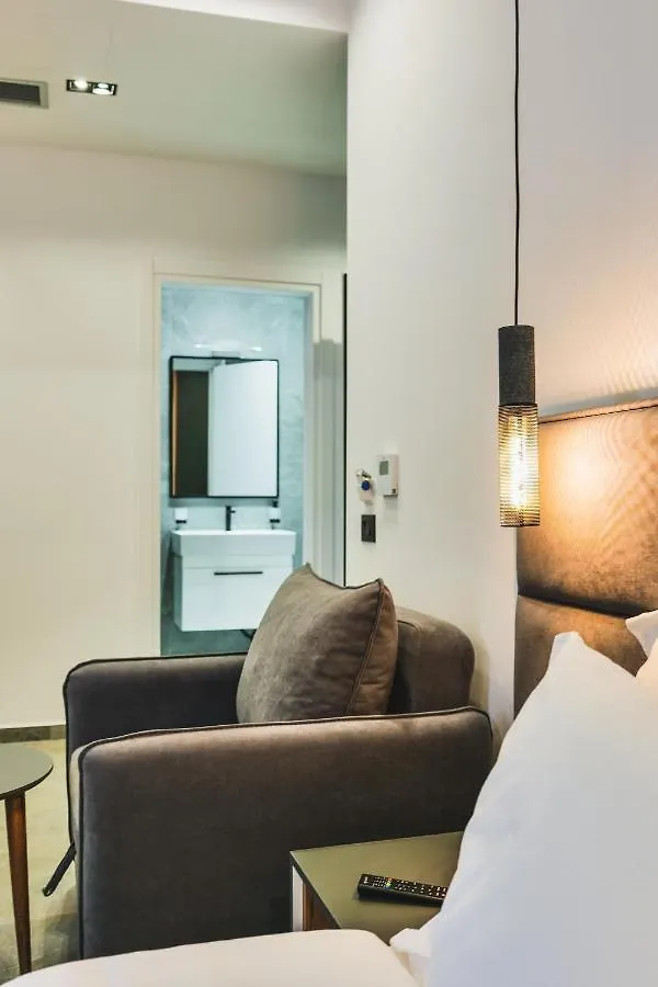 Jad Rooms Sarandë 0*,