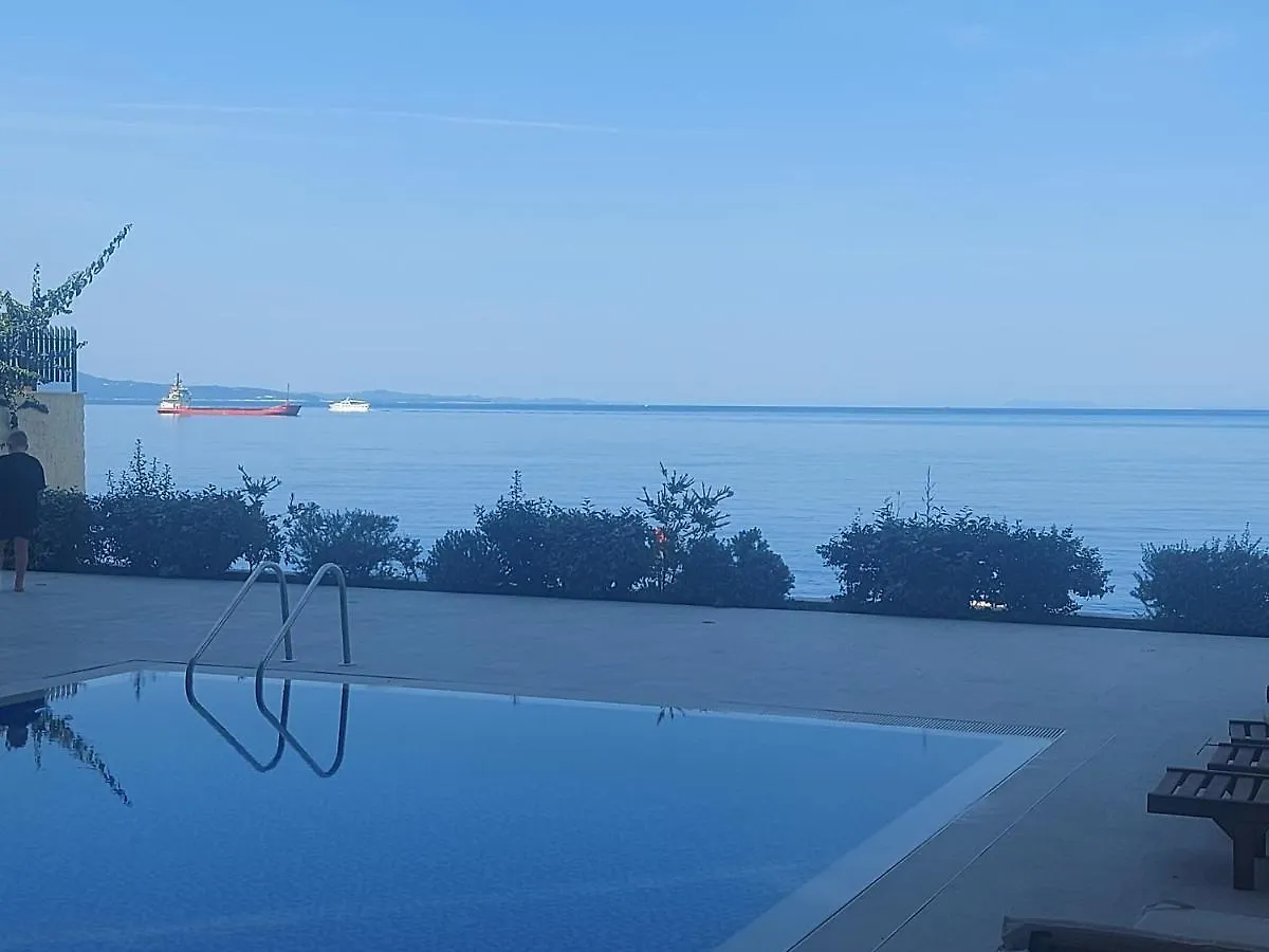 Jad Rooms Sarandë Appartement