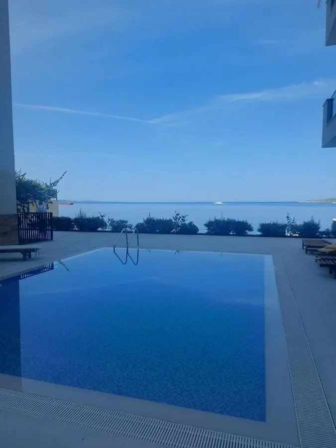 Jad Rooms Sarandë