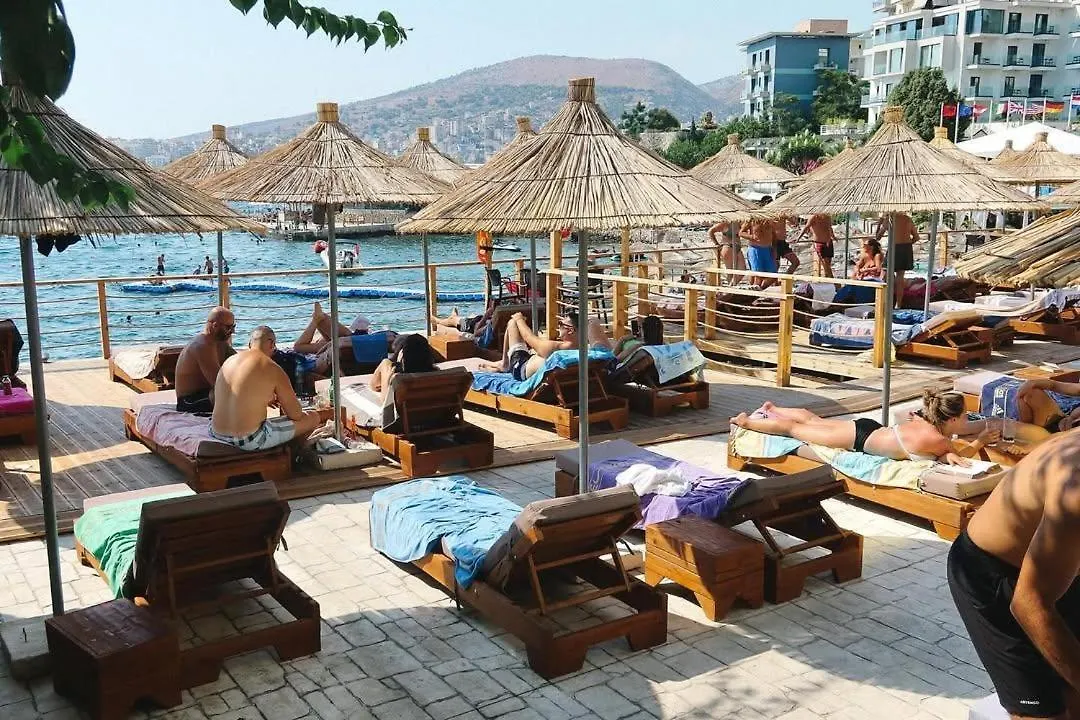 Jad Rooms Sarandë