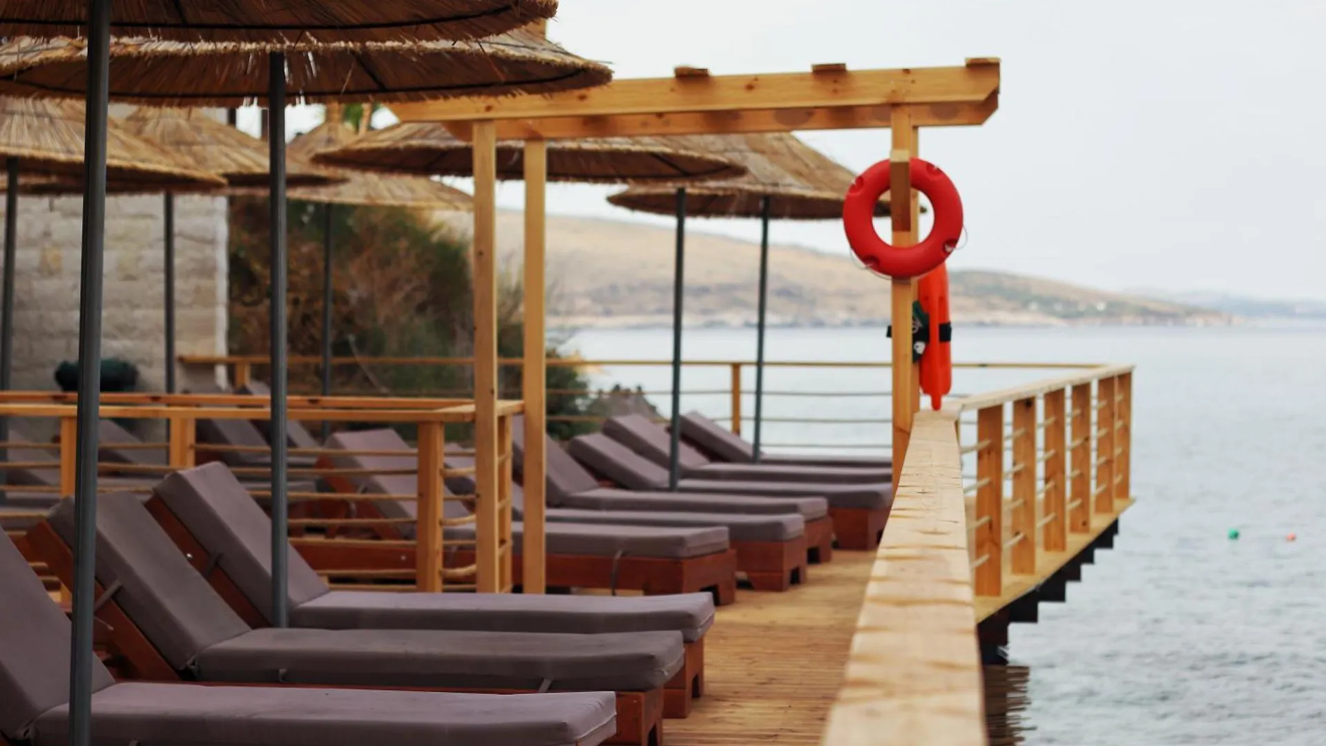 Jad Rooms Sarandë